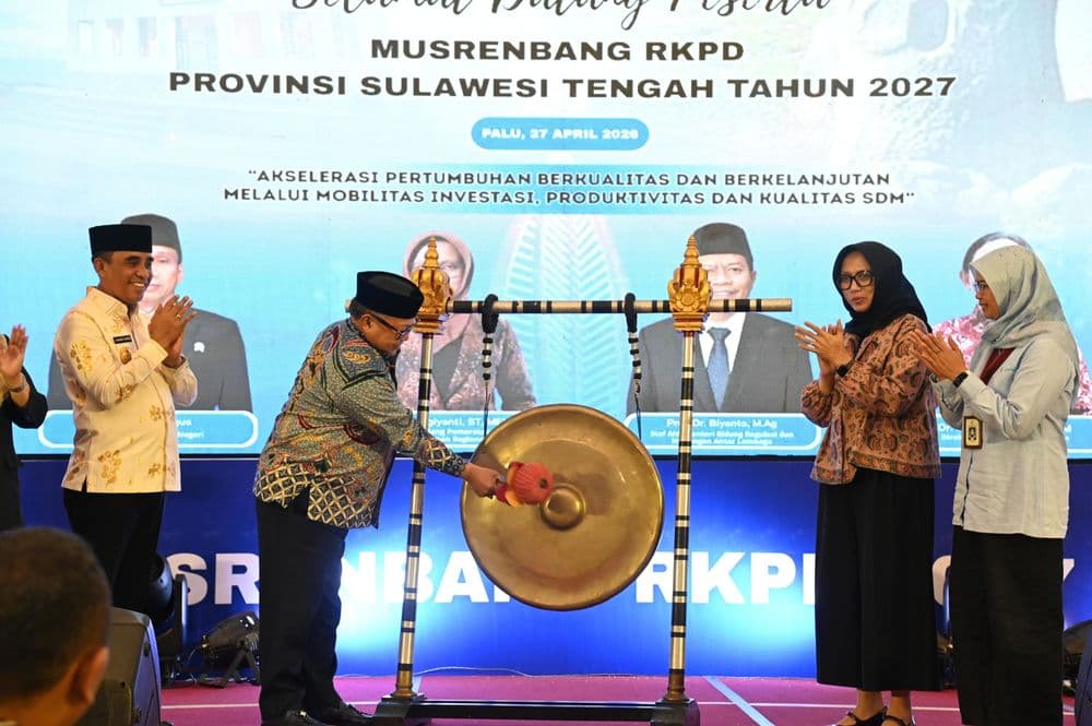 PIMPINAN DAN ANGGOTA DPRD PROVINSI SULTENG HADIRI SECARA LANGSUNG MUSRENBANG RKPD PROVINSI SULTENG TAHUN 2027