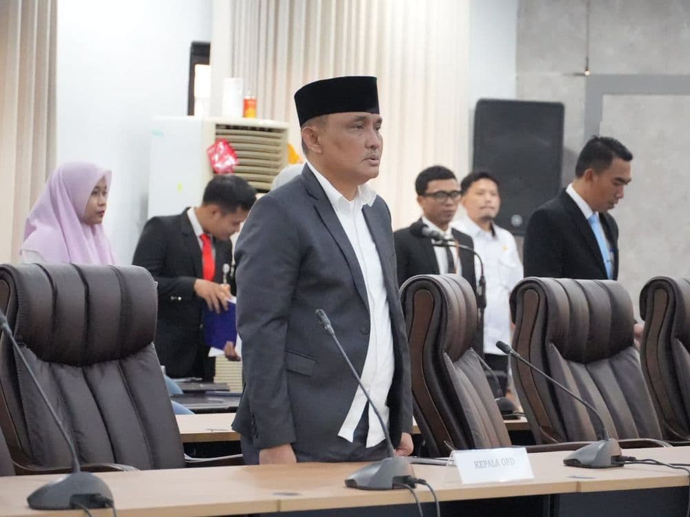 Hadiri Pelantikan Pejabat Administrator dan Pejabat Fungsional Sekretaris DPRD Sulteng Komitmen Dukung Tata Kelola Pemerintahan yang Efektif dan Akuntabel